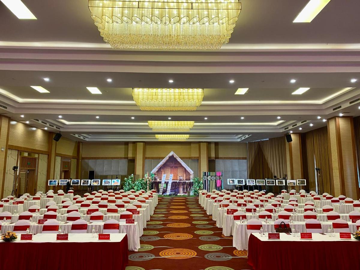 โรงแรมเมือง แท็ง ลักชัวรี บวน แม โทต บวนมาถวต ภายนอก รูปภาพ